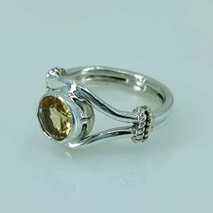 Bague Bohème Faite Main en Argent Sterling 925 avec Citrine Ronde, Pierre de Naissance de Novembre, Bijou Idéal pour son Anniversaire ou son Anniversaire de Mariage - Product Image 1