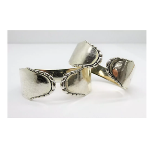 Porte-rond de serviette en aluminium haut de gamme à la main design haut d'oiseau en gros rond de serviette bas prix rond de serviette décoratif - Product Image 6