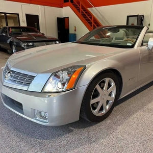 Used 2004 Ca-dil-lac X-LR - Product Image 1