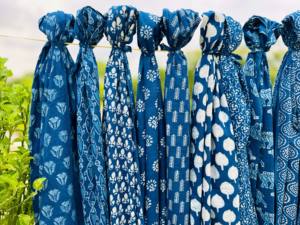 Fait à la main Indigo Floral coton Sarong traditionnel main bloc impression Wrap mode pour maillots de bain Voyage Resorts en gros 1 pièce - Product Image 6