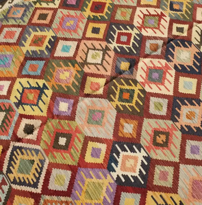 Tapis afghan Maimana Kilim tissé à la main, multicolore, géométrique, à armure plate, en laine douce, style outils de tricot - Product Image 2