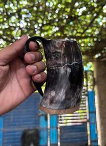 Distributeur d'eau d'imitation antique fait à la main en matériau organique durable inspiré de la nature Technique unique de polissage écologique - Product Image 2