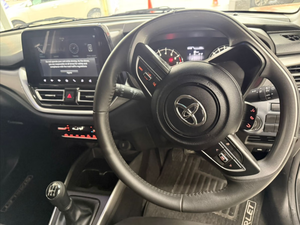 Voiture d'occasion de qualité à prix abordable, Toyota Starlet 1.5 XR 2025, conduite à droite - Product Image 4