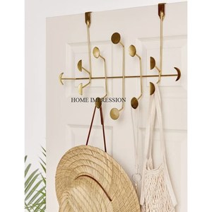 Soporte de gancho decorativo de pared moderno con diseño de flores de latón con tamaño personalizado para colgar ropa en el baño y el dormitorio - Product Image 4