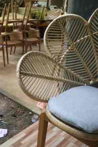 Silla de salón de pétalo de loto de ratán hecha a mano de diseño escandinavo para sala de estar - Product Image 2