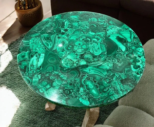 Adorno de Mesa de Lujo para el Hogar de Halloween, Hecho a Mano con Piedra Preciosa de Labradorita Verde, con Diseño de Amor - Product Image 1