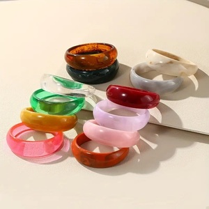 Mignon Coloré Fleurs Résine Acrylique Bracelet Transparent Perlé Gummi Ours Bracelet pour Femmes Fille Bracelets - Product Image 1