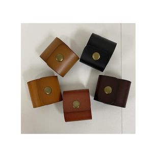 Rond de serviette en cuir Porte-serviettes pour décor de table Rond de serviette en forme de coeur pour les anniversaires de mariage Hôtel Restaurant - Product Image 2