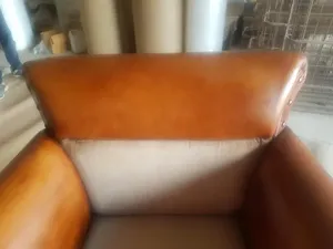 Sofá moderno de tela de piel de vaca de capa superior de lujo y minimalista, sofá de sala de estar de tamaño de combinación de cuero moderno y simple - Product Image 4