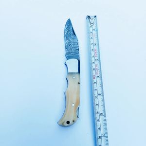 Cuchillo Plegable de Acero de Damasco con Mango de Hueso para Camping y Caza al Aire Libre, Venta al por Mayor - Product Image 4
