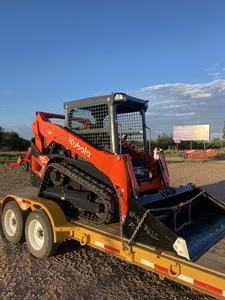 Chargeuse compacte sur chenilles Kubota SVL75 à moteur diesel 2023 d'occasion, 55,2 kW, à haut débit, à vendre - Product Image 4