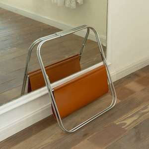 Espositore da terra pieghevole in acciaio inossidabile stile Japandi Mid-Century Modern per riviste, giornali e libri - Ingrosso - Product Image 3