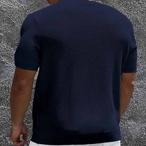 Camiseta Casual de Manga Corta para Hombre con Diseño Minimalista, Cargada por Dress Sports - Product Image 4