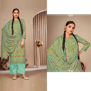 Adorable ensemble Kurti imprimé de style jacquard pour femmes pour les événements festifs et ethniques aux meilleurs prix - Product Image 1