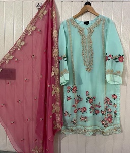 2022 Meilleures ventes de déguisements 3 pièces cousus pour femmes Logo personnalisé Dernière collection d'accessoires vestimentaires musulmans traditionnels - Product Image 3