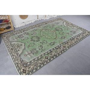 Tapis turc vintage 5.9x9.1ft vert beige tissage plat en laine avec motif patchwork pour décorations de salon ou couloirs - Product Image 4