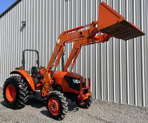 รถแทรกเตอร์ขนาดเล็กกะทัดรัดรถแทรกเตอร์บรรทุก M9960พร้อมรถตักดินขนาดเล็กแบบใช้แล้ว - Product Image 2