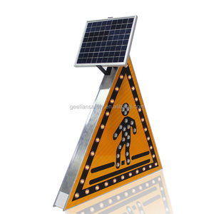 Señales amarillas de cruce de peatones Octágono Luz <span class=keywords><strong>intermitente</strong></span> solar Señal de parada de tráfico LED Señal de seguridad vial de tráfico <span class=keywords><strong>con</strong></span> energía solar - Product Image 3