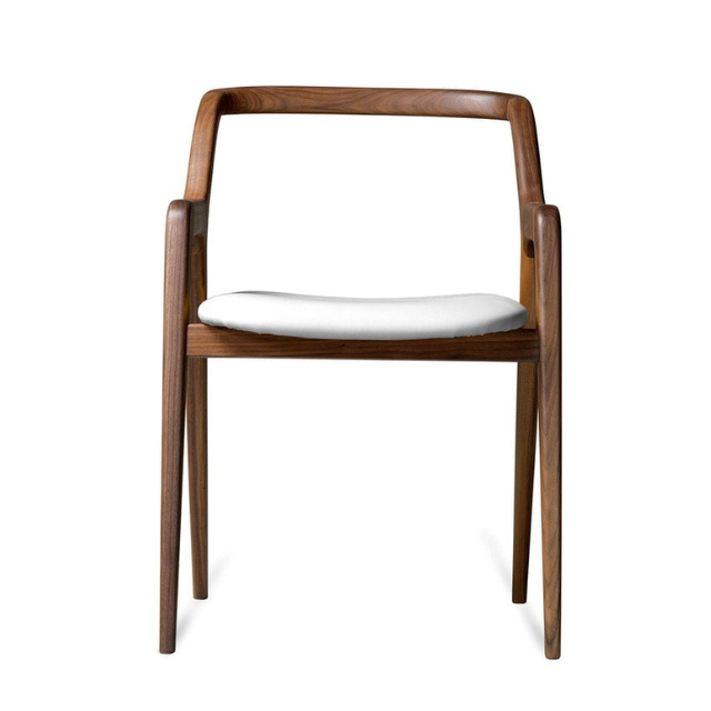 คัสตาร์ม