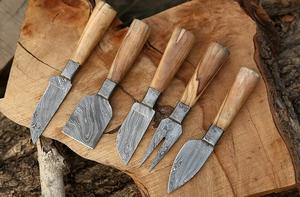 Nouveauté Couteau à steak damas prix usine Lot de 5 pièces avec manche en bois d'olivier Couteau à fromage - Product Image 5