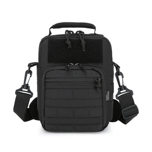 Sac à bandoulière Hex - Stop Explorer - Noir, grand compartiment utilitaire, poches utilitaires avant zippées, camouflage personnalisé - Product Image 2