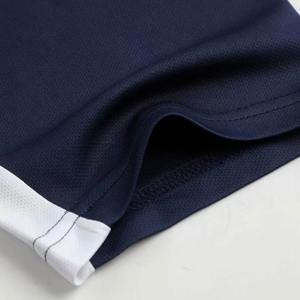 Venta al por mayor de camisetas de fútbol de poliéster 100% personalizadas para hombres, uniformes de fútbol transpirables, conjunto con logotipo, kits personalizados para hombres - Product Image 4