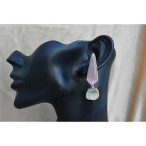 Boucles d'oreilles en laiton pour filles et femmes, créoles en pierre plaquée or faites à la main, nouvelle collection, tendance, vente en gros - Product Image 1