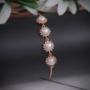 Trendy <b>Pearl</b> Infused <b>Gold</b> Plated Floral <b>Pearl</b> Chain <b>Bracelet</b> Zircon Stone High Quality Alloy Adjustable Party Jewelry - Product Image 1