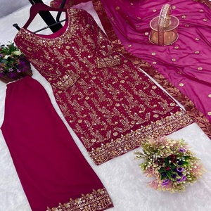 Dernier modèle de sari ethnique Gujari de la marque FabZone, en faux georgette lourd, avec broderie et travail de sequins en relief, pour adultes et mariages - Product Image 4