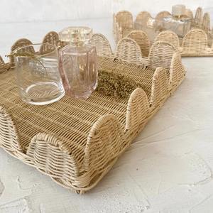 Plateau rond en rotin fait main, cadeau festif, décoration d'inspiration marine, vaisselle artisanale, décoration d'intérieur unique - Product Image 2