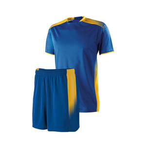 2025 nouveau Design ensembles d'uniformes de football personnalisés maillot de football sublimé respirant entraînement à manches courtes maille équipe personnalisée - Product Image 6