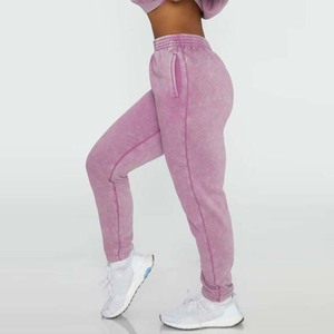 Vêtements de sport pour femmes, logo personnalisé, pantalon de fitness à jambes larges, couleur mauve foncé, leggings de sport évasés avec poches pour femmes - Product Image 3