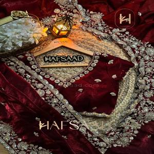 Sari de Seda Espacial Pura VASTRA COTTAGE con Cuentas Doradas Originales, Bordado Calado, Blusa de Seda Espacial Elegante para Fiestas - Product Image 5