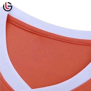 Uniformes de fútbol transpirables con rayas blancas OEM entrenamiento de fútbol al por mayor uniformes de fútbol en blanco - Product Image 2