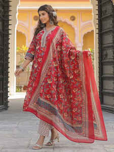Conjunto de Kurta Tradicional de Algodón con Cuello en V, Estampado Floral Rojo con Lentejuelas, Mangas Tres Cuartos, Dupatta y Pantalón Recto para Mujer, Ideal para Fiestas - Product Image 2