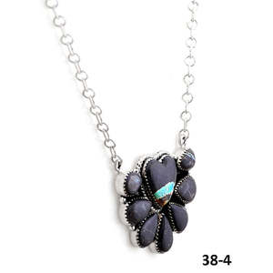 Collier artisanal Southwest en argent sterling et turquoise avec motif floral - Product Image 3