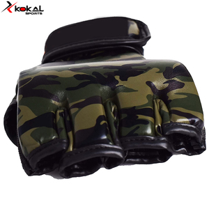 ชุดออกกำลังกายผู้ชายลายพรางแบบเรียบง่ายและดีไซน์ล่าสุด สำหรับผู้ชาย ถุงมือชกมวย MMA โดย KOKAL SPORTS - Product Image 6