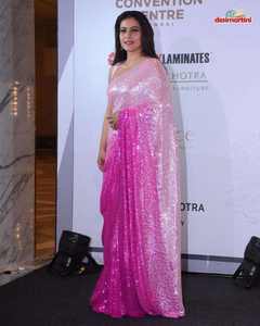 Sari de Georgette Suave de Primera Calidad con Lentejuelas para Ocasiones Especiales, Aspecto Elegante, Hermoso Drapeado, Idea de Regalo Perfecta para Fiestas - Product Image 4