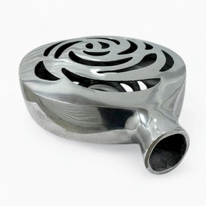 Florero de Metal de Aluminio Plateado Antiguo de Diseño Moderno con Acabado Personalizado y Base para Decoración del Hogar - Product Image 5