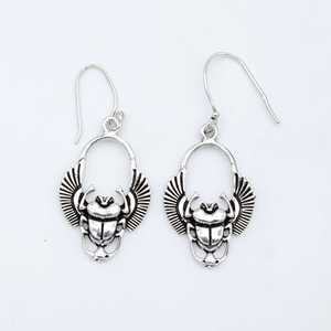 Boucles d'oreilles créoles égyptiennes Scarabées pour femmes et jeunes filles, bijoux ethniques tendance exclusifs en argent sterling 925 - Product Image 1