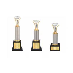 Trofeo de Cristal con Diamantes de Lujo, Suministro Directo de Fábrica, para Reconocimiento Corporativo, Disponible a Precio Accesible - Product Image 2