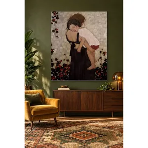 Impression sur toile : Mère Fida portant un enfant endormi sur son épaule - Product Image 2