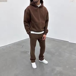 Chándal de entrenamiento liso personalizado al por mayor, chándal profesional, chándal de alta calidad, ropa de calle, chándal para hombre - Product Image 4