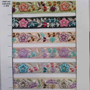 Encaje bordado floral negro elegante con detalles intrincados, perfecto para crear vestidos de novia sofisticados, ropa de noche - Product Image 1