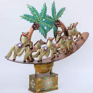 Cheval de course multicolore Figurine en fer Design contemporain Décoration de table légère pour le salon - Product Image 3