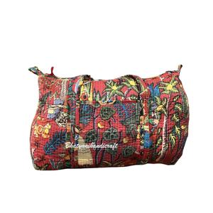 Sac polochon en coton de luxe fait à la main grand style indien fermeture à glissière polyvalente personnalisée pour le sport voyage salle de sport utilisation en extérieur - Product Image 1