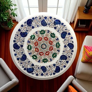 Mesa de Centro de Mármol Blanco con Incrustaciones de Piedras Semipreciosas de Lapislázuli, Mesa de Café de Arte Pietra Dura Hecha a Mano para el Interior de la Sala de Estar - Product Image 1