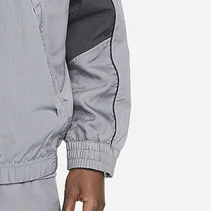 Nueva llegada de los hombres de entrenamiento de invierno de media cremallera cortavientos pulóver Color-Block Nylon rompevientos chándal personalizado OEM - Product Image 5