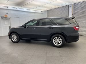 Noir 2025 Dodge Durango GT RWD avec sièges en cuir Démarrage à distance Roues chromées Système de navigation Bluetooth Sièges de troisième rangée - Product Image 4