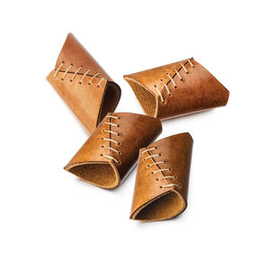 Eleve su experiencia gastronómica con el paquete de 4 servilleteros de ratán marrón elaborados con elegancia natural y textura rica - Product Image 5